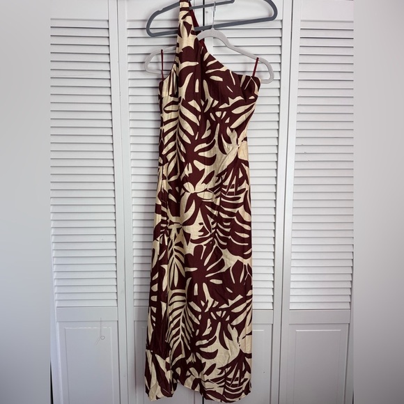 Runway The Label One Shoulder Maxi Dress Topical Print Brown Butter Yellow M NEW - Picture 3 of 12